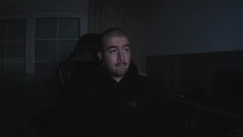 Snapshot of berto3389 chatting on December 2025 01:57:02 AM berto3389 online show from December 2025 01:57:02 AM