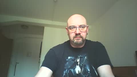 besi84 online show from February 2026 12:32:02 PM