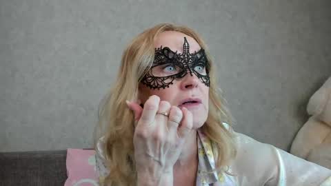 Snapshot of best__angelica chatting on April 2026 07:36:02 AM best__angelica online show from April 2026 07:36:02 AM