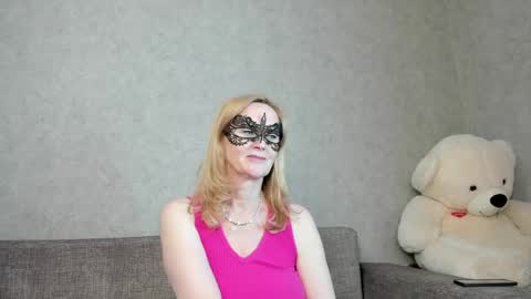 Snapshot of best__angelica chatting on May 2026 04:56:02 PM best__angelica online show from May 2026 04:56:02 PM