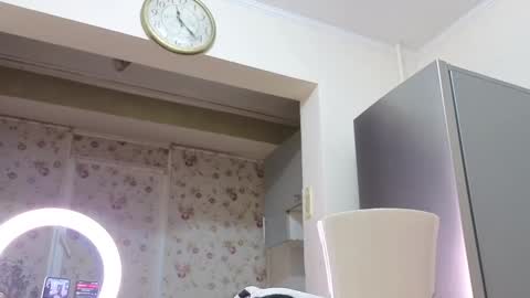 Snapshot of best_ass2000 chatting on December 2025 09:30:01 PM best_ass2000 online show from December 2025 09:30:01 PM