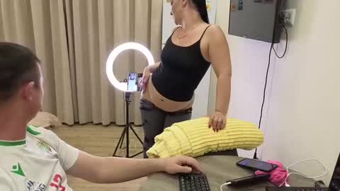 Snapshot of best_ass2000 chatting on March 2026 10:49:02 PM best_ass2000 online show from March 2026 10:49:02 PM