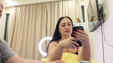 best_ass2000 online show from May 2026 06:01:01 PM