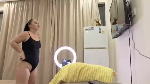 best_ass2000 online show from May 2026 07:10:01 PM