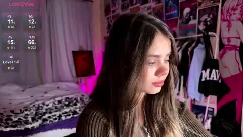 Snapshot of bestie_me chatting on September 2025 04:40:02 PM Emily Stream every day online show from September 2025 04:40:02 PM
