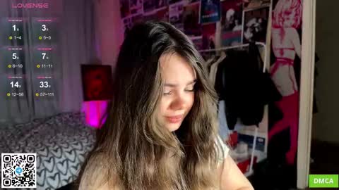Snapshot of bestie_me chatting on October 2025 05:21:02 PM Emily Stream every day online show from October 2025 05:21:02 PM