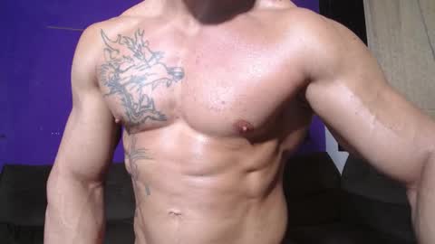 Snapshot of bestmuscle chatting on February 2025 09:16:02 PM bestmuscle online show from February 2025 09:16:02 PM