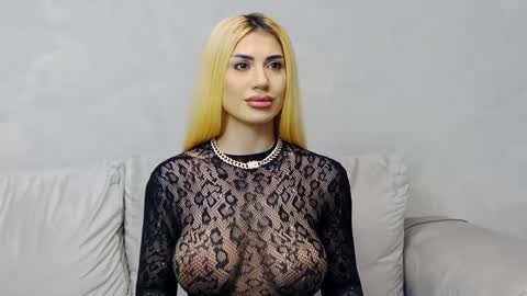 bethierusse online show from January 2025 11:10:01 PM