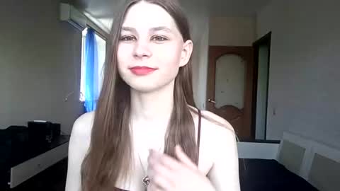 Snapshot of bethkallberg chatting on June 2026 09:00:02 AM Leila online show from June 2026 09:00:02 AM