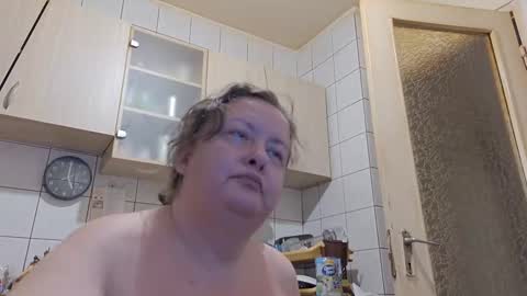 Snapshot of bethnorth chatting on September 2025 02:04:01 AM bethnorth online show from September 2025 02:04:01 AM