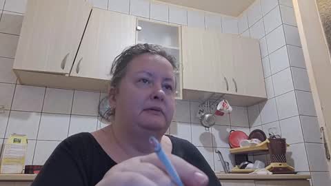 Snapshot of bethnorth chatting on September 2025 02:05:01 AM bethnorth online show from September 2025 02:05:01 AM