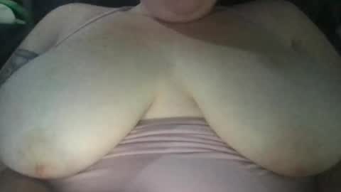 bethw3348 online show from September 2025 04:50:02 PM