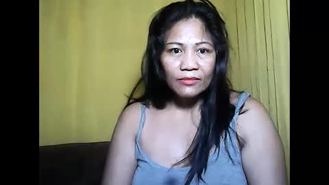 betty_83 online show from November 2025 09:35:01 PM