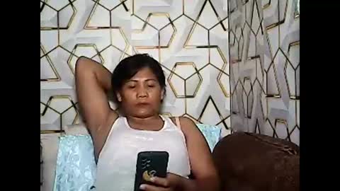 Snapshot of betty_83 chatting on March 2026 12:24:02 PM betty_83 online show from March 2026 12:24:02 PM