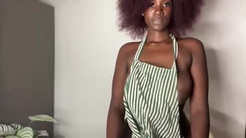 Snapshot of betty_fire_ chatting on October 2025 01:02:02 AM Adah online show from October 2025 01:02:02 AM