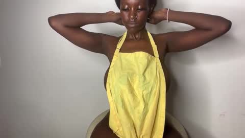 Snapshot of betty_fire_ chatting on November 2025 07:14:01 PM Adah online show from November 2025 07:14:01 PM