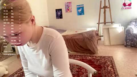 Snapshot of bettymorante chatting on March 2026 04:39:02 AM Hinata online show from March 2026 04:39:02 AM