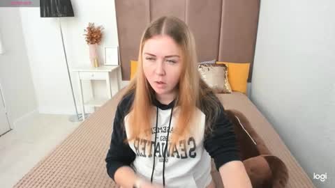 Snapshot of bettyurbane chatting on October 2025 05:04:02 AM Mila Sweet online show from October 2025 05:04:02 AM