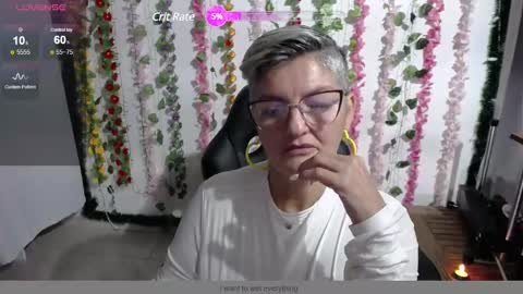 Snapshot of bety_cum3 chatting on December 2024 12:47:01 PM bibiana online show from December 2024 12:47:01 PM