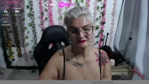 Snapshot of bety_cum3 chatting on January 2025 09:32:02 AM bibiana online show from January 2025 09:32:02 AM