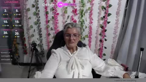 Snapshot of bety_cum3 chatting on January 2025 09:20:02 PM bibiana online show from January 2025 09:20:02 PM