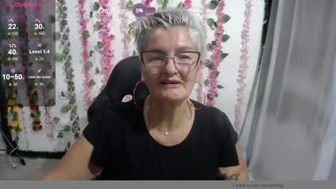 Snapshot of bety_cum3 chatting on January 2025 11:16:01 PM bibiana online show from January 2025 11:16:01 PM