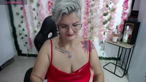 Snapshot of bety_cum3 chatting on February 2025 07:12:02 PM bibiana online show from February 2025 07:12:02 PM