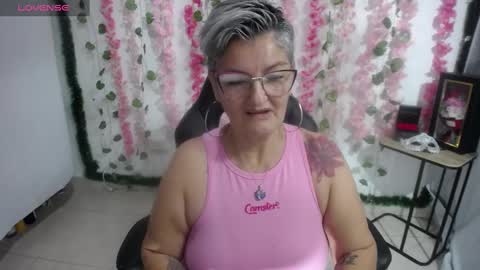 Snapshot of bety_cum3 chatting on February 2025 10:09:01 AM bibiana online show from February 2025 10:09:01 AM