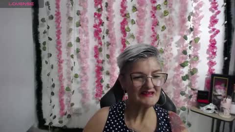 Snapshot of bety_cum3 chatting on March 2025 10:31:02 PM bibiana online show from March 2025 10:31:02 PM
