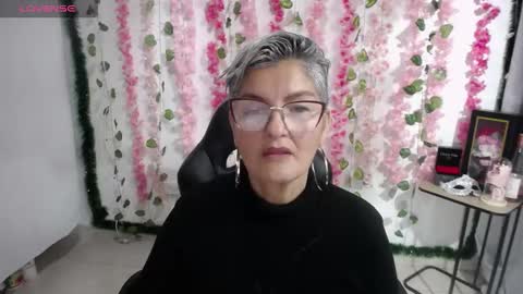 Snapshot of bety_cum3 chatting on March 2025 08:59:01 AM bibiana online show from March 2025 08:59:01 AM