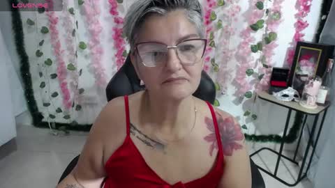 Snapshot of bety_cum3 chatting on March 2025 09:18:01 AM bibiana online show from March 2025 09:18:01 AM