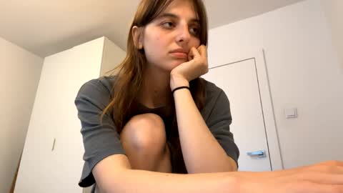 Lina online show from May 2026 05:33:01 PM