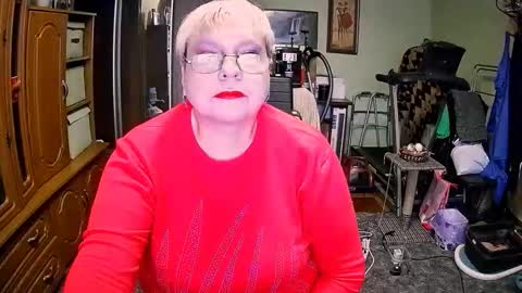 Snapshot of beverlyqcynia chatting on October 2025 01:44:02 PM BeverlyQCynia online show from October 2025 01:44:02 PM