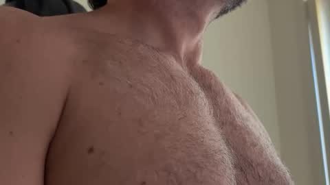 bfree121 online show from May 2026 05:47:01 AM