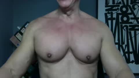 BGDKMUSCLEGUY - SELECTED BY CHATURBATE AS A TOP BROADCASTER FOR 2023 online show from April 2026 06:43:02 PM
