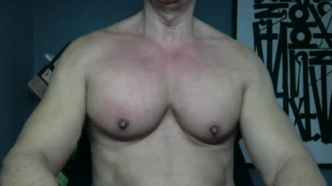 BGDKMUSCLEGUY - SELECTED BY CHATURBATE AS A TOP BROADCASTER FOR 2023 online show from April 2026 04:44:01 PM