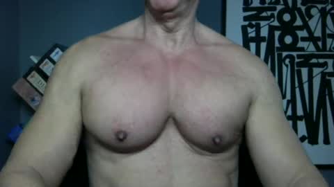 BGDKMUSCLEGUY - SELECTED BY CHATURBATE AS A TOP BROADCASTER FOR 2023 online show from May 2026 06:02:02 PM