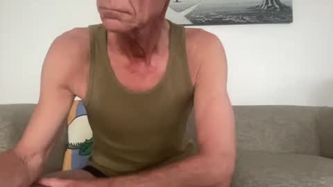 Snapshot of bgrade chatting on November 2025 08:51:01 PM bgrade online show from November 2025 08:51:01 PM