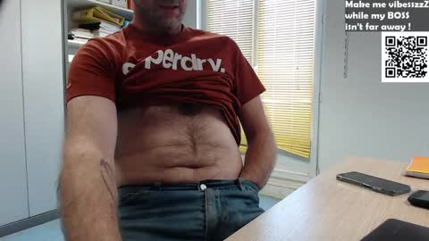Snapshot of bi_french69 chatting on January 2025 12:18:01 PM My name is David and if you like public exhibitions you wont be disappointed with me LoL - My favorite vibes is 44 online show from January 2025 12:18:01 PM