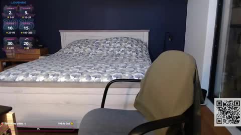 Snapshot of bi_french69 chatting on January 2025 01:56:02 PM My name is David and if you like public exhibitions you wont be disappointed with me LoL - My favorite vibes is 44 online show from January 2025 01:56:02 PM