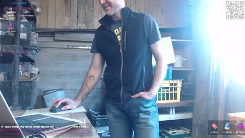 Snapshot of bi_french69 chatting on February 2025 09:44:02 AM My name is David and if you like public exhibitions you wont be disappointed with me LoL - My favorite vibes is 44 online show from February 2025 09:44:02 AM