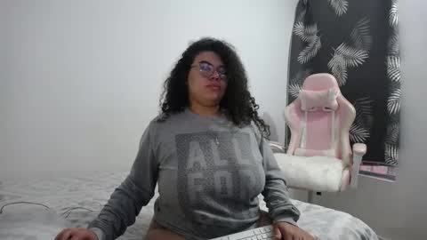 Snapshot of bianca_boobs chatting on January 2025 11:13:01 AM Bianca Tuesday to Sunday from 2am to 6am UTC-5 online show from January 2025 11:13:01 AM
