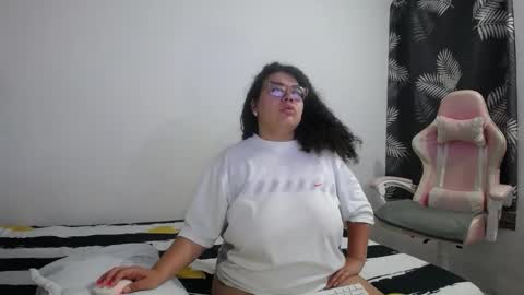 Bianca Tuesday to Sunday from 2am to 6am UTC-5 online show from February 2026 09:28:02 AM