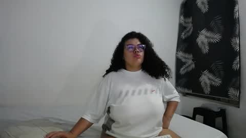 Snapshot of bianca_boobs chatting on April 2026 09:37:01 AM Bianca Tuesday to Sunday from 2am to 6am UTC-5 online show from April 2026 09:37:01 AM