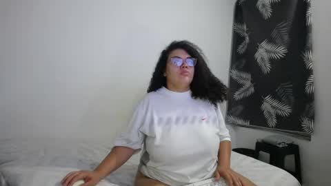 Snapshot of bianca_boobs chatting on May 2026 09:14:01 AM Bianca Tuesday to Sunday from 2am to 6am UTC-5 online show from May 2026 09:14:01 AM