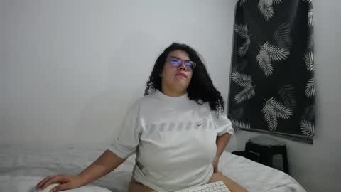 Snapshot of bianca_boobs chatting on May 2026 09:14:01 AM Bianca Tuesday to Sunday from 2am to 6am UTC-5 online show from May 2026 09:14:01 AM