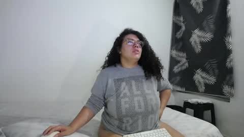 Snapshot of bianca_boobs chatting on May 2026 09:06:01 AM Bianca Tuesday to Sunday from 2am to 6am UTC-5 online show from May 2026 09:06:01 AM