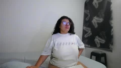 Snapshot of bianca_boobs chatting on May 2026 09:18:02 AM Bianca Tuesday to Sunday from 2am to 6am UTC-5 online show from May 2026 09:18:02 AM