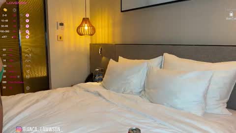 Snapshot of bianca_lawwson_ chatting on October 2025 04:08:01 PM Bianca online show from October 2025 04:08:01 PM