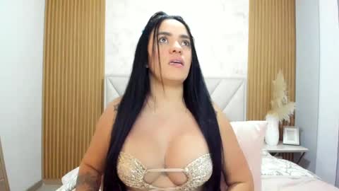 Snapshot of biancaboobs22 chatting on September 2025 01:54:01 AM bianca online show from September 2025 01:54:01 AM